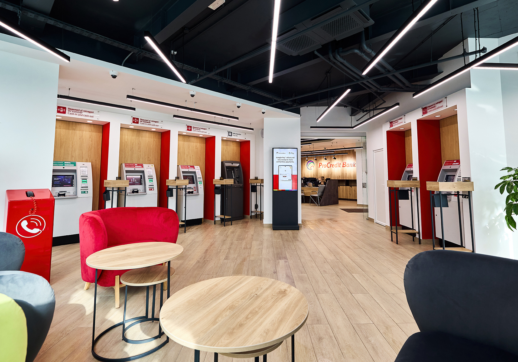 Zona 24/7 ProCredit Bank str. Vlaicu Pârcălab